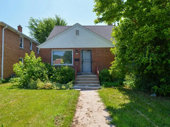 4623 W Fond Du Lac AVENUE, Milwaukee, WI 53216
