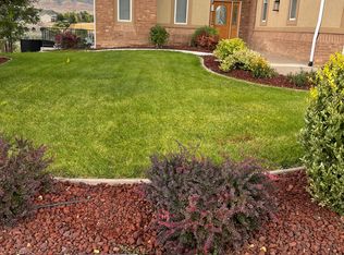 969 E Oak Creek Dr #2, Lehi, UT 84043