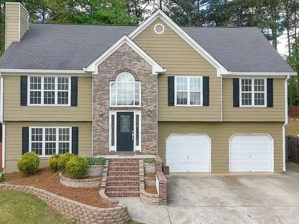 2084 Township Dr, Woodstock, GA 30189