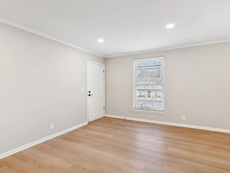 1011 Murfreesboro Rd #L9 — Photo 9