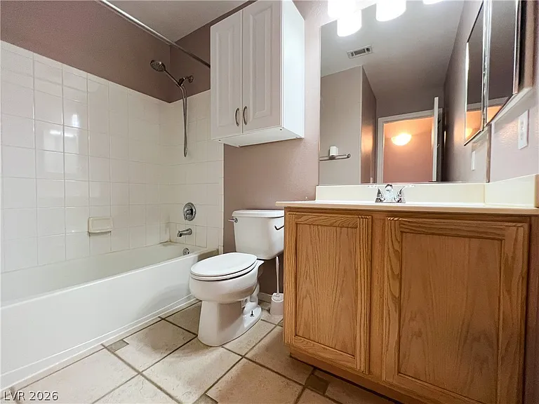2100 Quarry Ridge St #207 — Photo 60