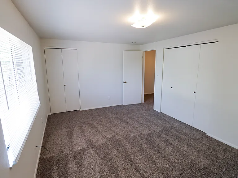 1924 Pecan St #2 — Photo 8