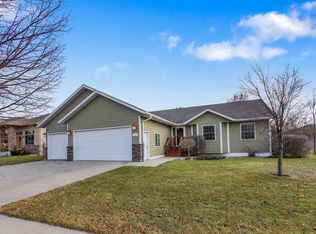1415 Nicklaus Dr, Aberdeen, SD 57401