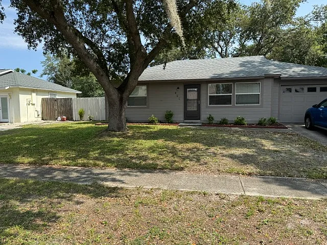 2 bed, 832 sqft, $1,850 — Photo 2