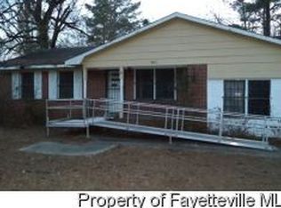 7041 Media Dr, Fayetteville, NC 28314