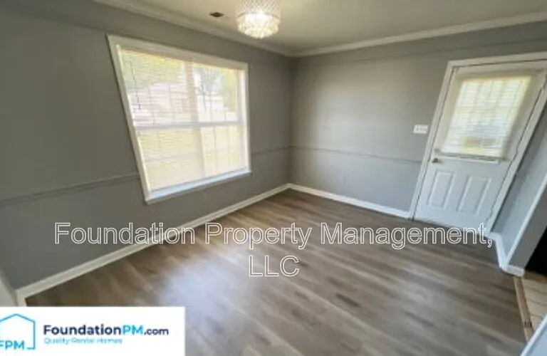 2485 Wellons Ave — Photo 7