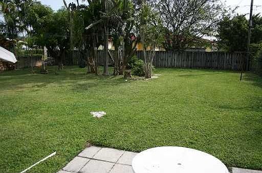 2nd image of 11211 NE 9th Ct