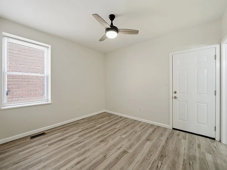 4257 Norfolk Ave #1W — Photo 15