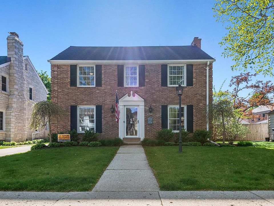 1st image of 4635 N Wildwood AVENUE