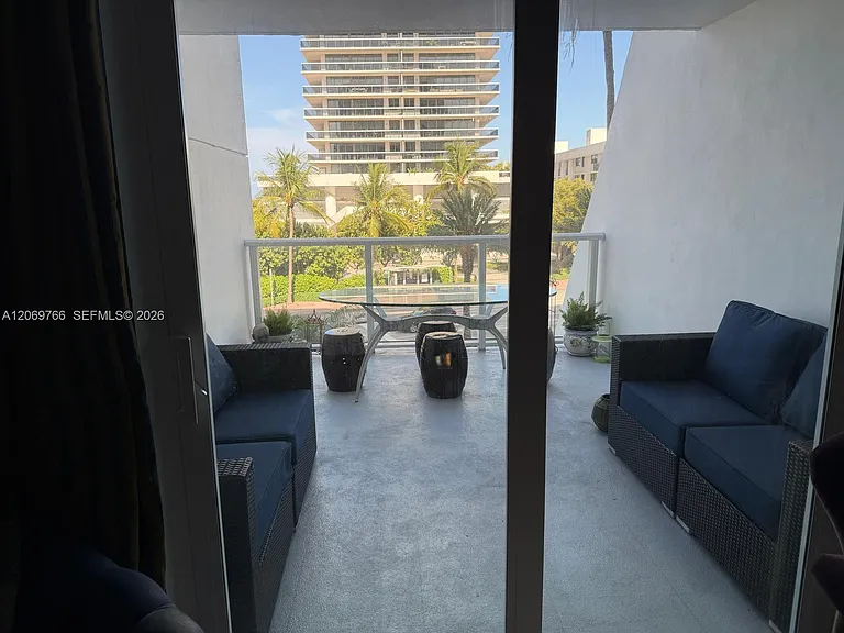 5880 Collins Ave #406 — Photo 3