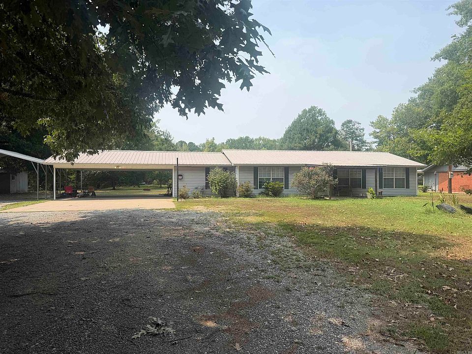1st image of 2604 Oakwood Rd