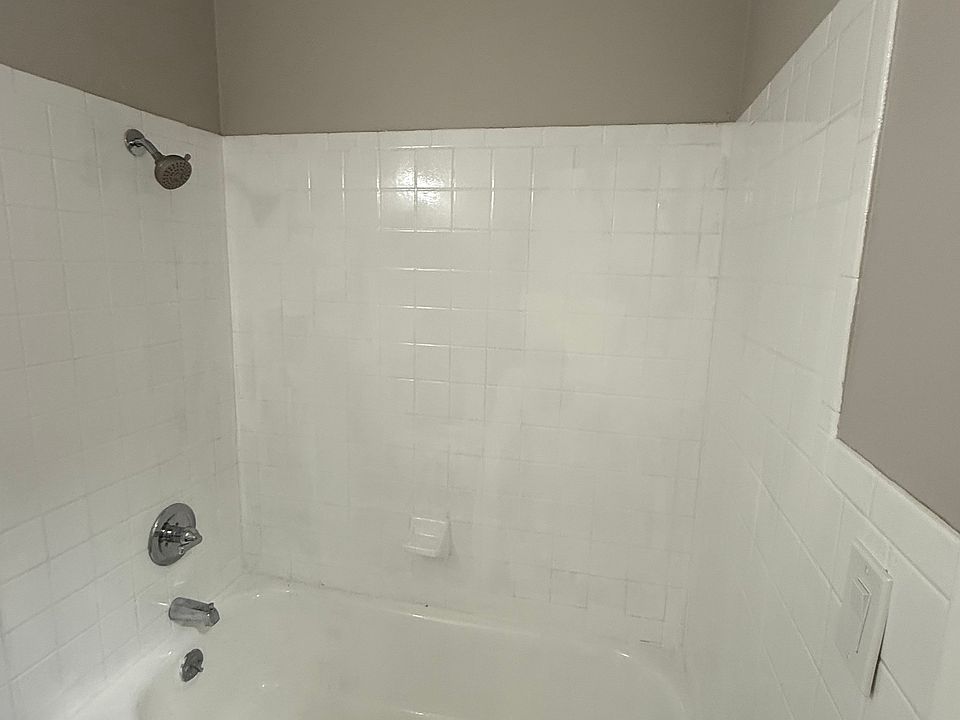 1st image of 1304 Silver St #9