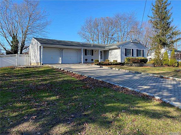 2nd image of 524 Jayne Blvd