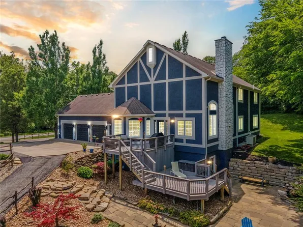 3650 NW 64th St, Kansas City, MO 64151