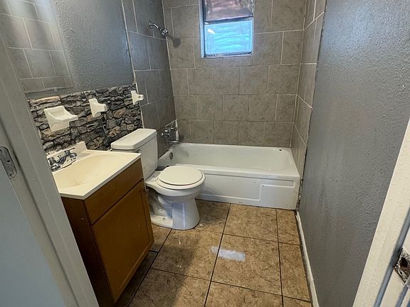 5th image of 115-1601 E Central Texas Expy