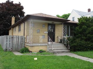 668 Greenbay Ave, Calumet City, IL 60409