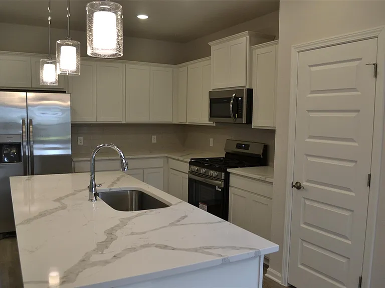 13223 Hayden Peak Dr — Photo 15