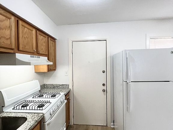 5th image of 1133-1149 N Durham Dr #Drm02