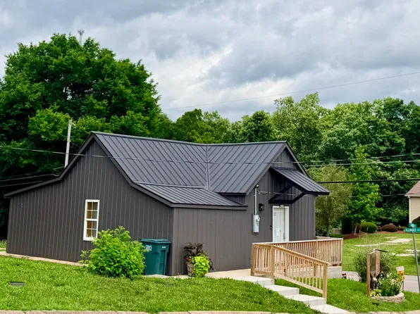 18209 3rd Street, Eminence, MO 65466