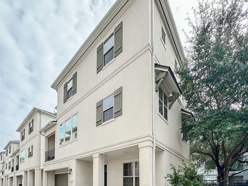 1st image of 2 Hermann Park Ct