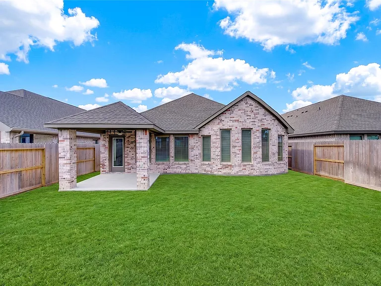 9515 Sierra Crest Ln — Photo 45