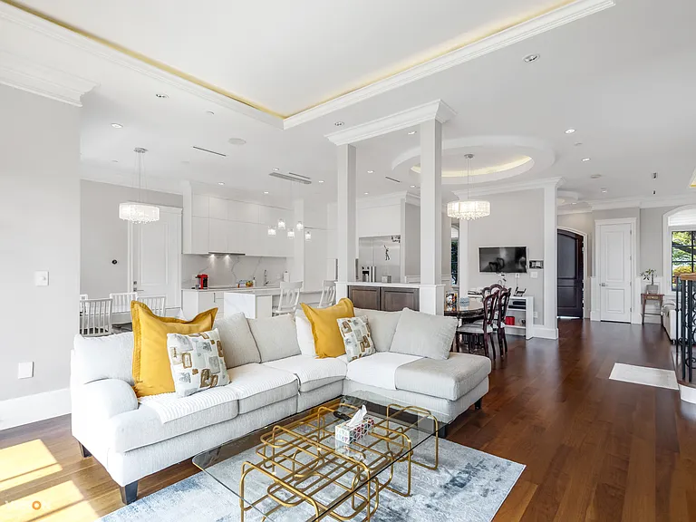 1332 W 51st Ave — Photo 15