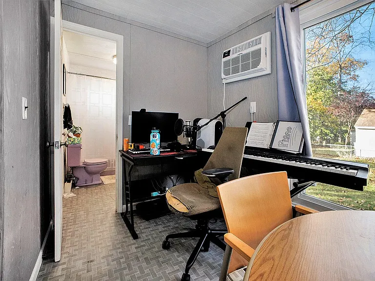 1615 Lyon St NE #1 — Photo 6