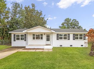 6203 Timberland Dr, Fayetteville, NC 28314