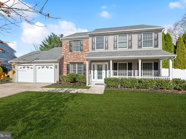 4 Kensington Dr, Eastampton, NJ 08060