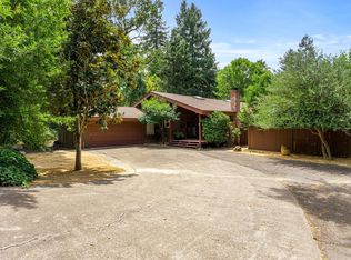 320 N Spring St, Ukiah, CA 95482