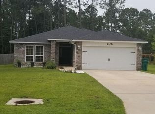 9108 Timber Ln, Navarre, FL 32566