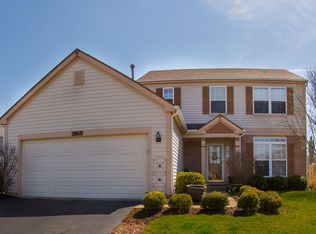 2813 Forestview Ct, Carpentersville, IL 60110