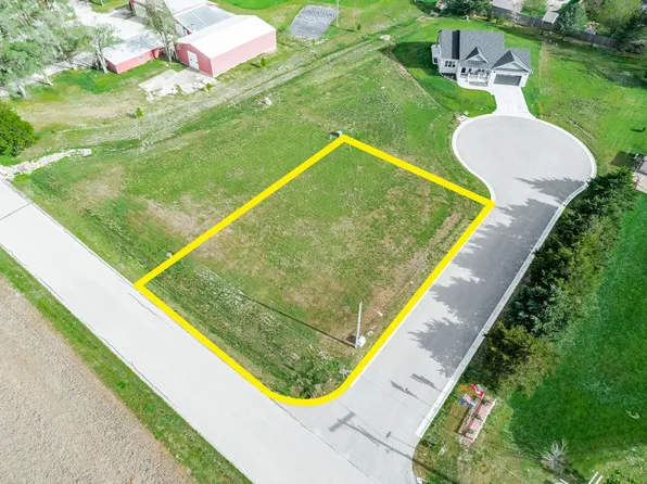 1087 E 7th St, Sedgwick, KS 67135