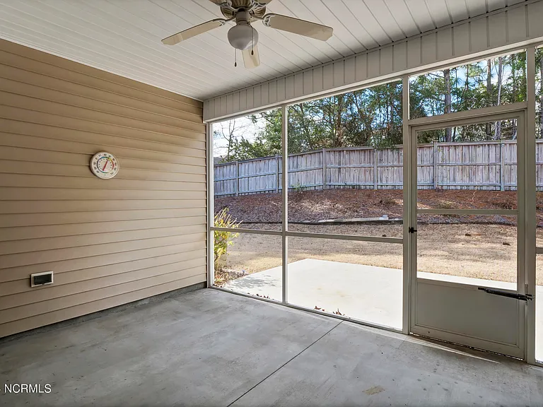 804 Ovates Ln — Photo 30