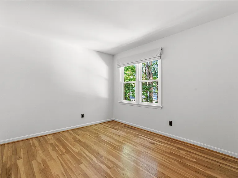 11120 Deborah Dr — Photo 32