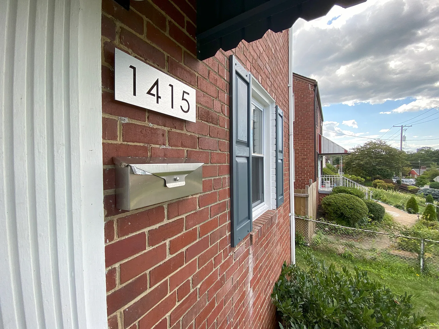 1415 Jefferson St photo 1