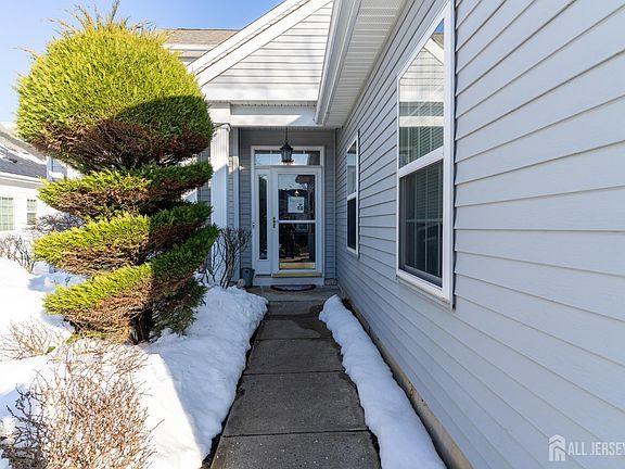 2nd image of 130 Orleans Rd