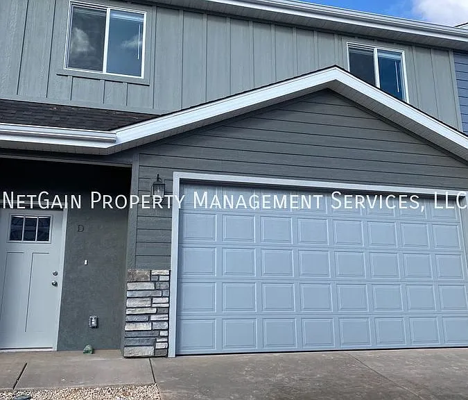 1542 S Topaz Dr #D — Photo 1
