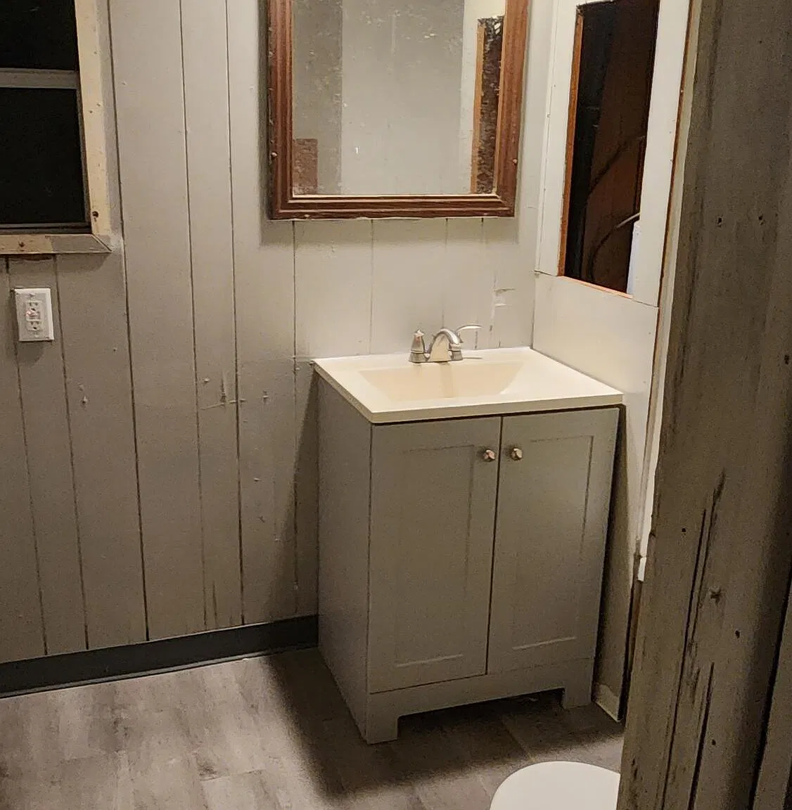2 bed, 1.0 bath, 1100 sqft, $1,295 — Photo 2