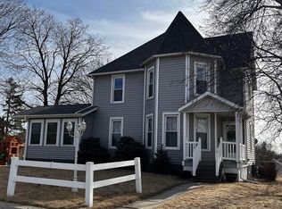 215 W Maple St, West Union, IA 52175