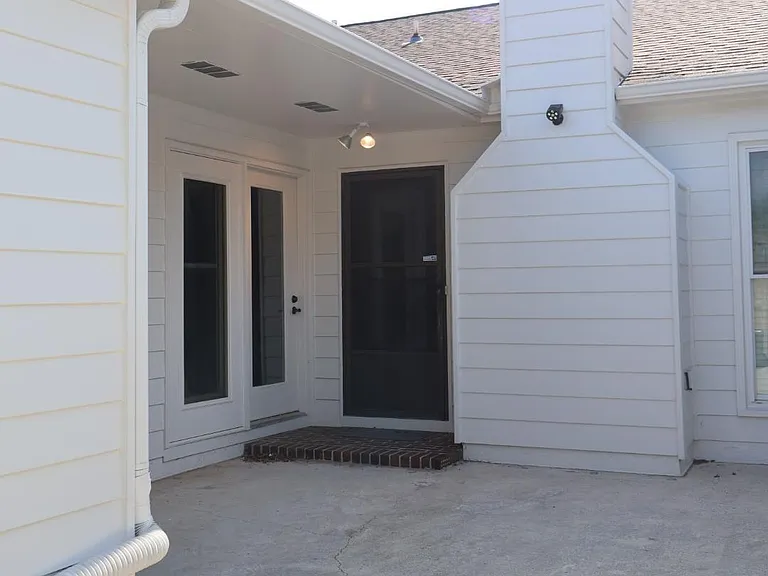 6864 Steeplechase Dr NW — Photo 35