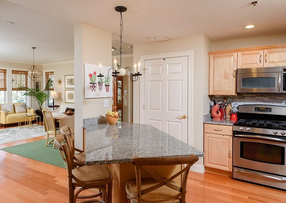 106 Washington St UNIT 25, Quincy, MA 02169 Zillow