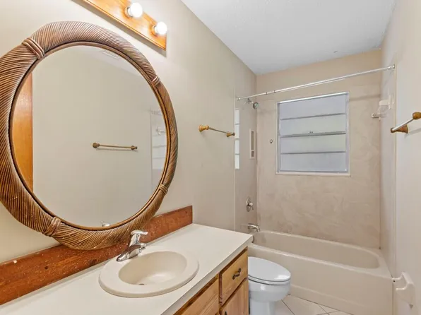 2200 84th Court, Vero Beach, FL 32966