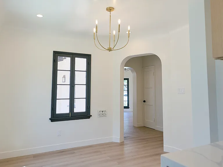 2503 20th St — Photo 10