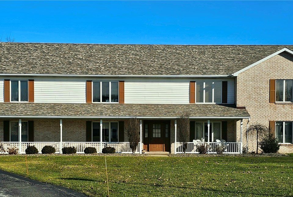 1st image of 846 Pearson Cir Unit 3