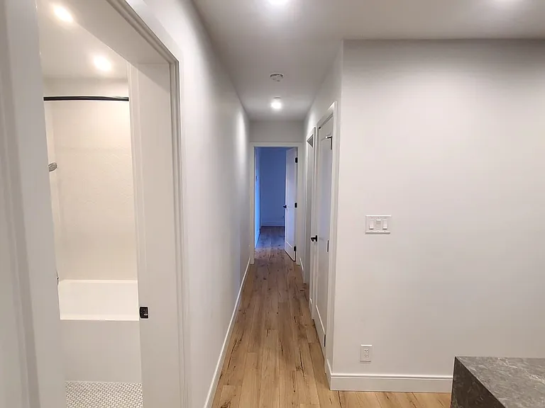 50 Electronic Ave #310 — Photo 33