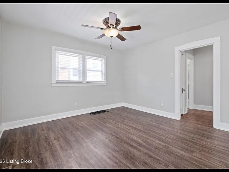 639 Harrison Ave — Photo 7