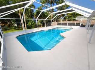782 Simon St SE, Palm Bay, FL 32909