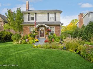 212 Sunset Ave, Glen Ellyn, IL 60137