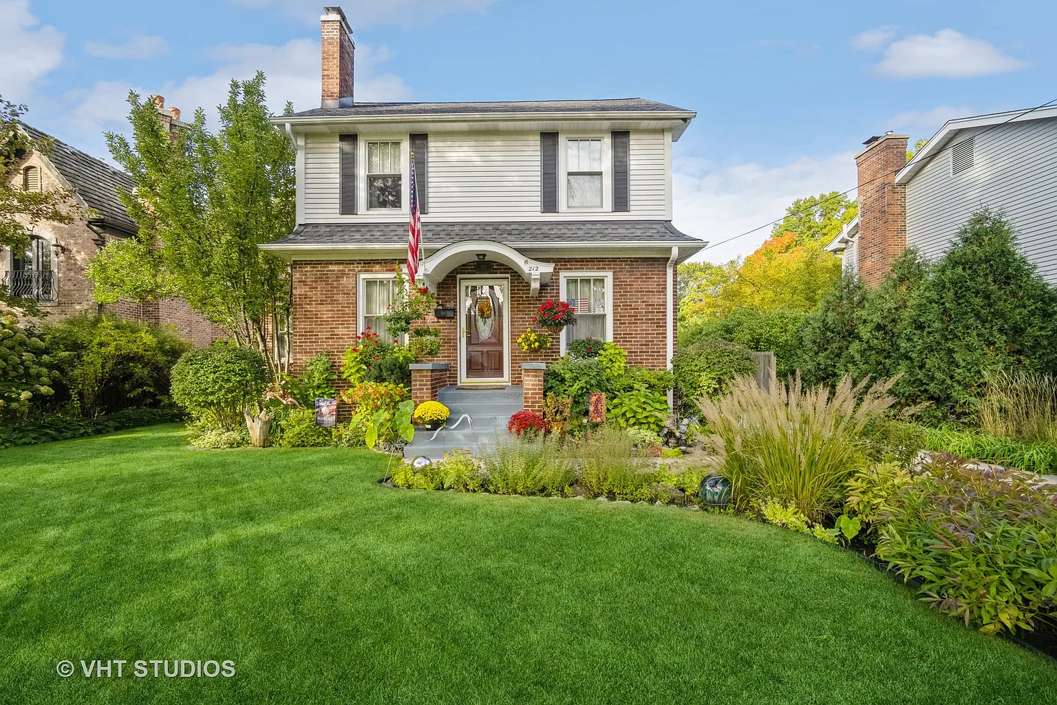 212 Sunset Ave photo 1